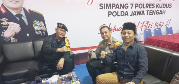 Cek Pos Terpadu, Dansat Brimob Warning Semua Personel Polri