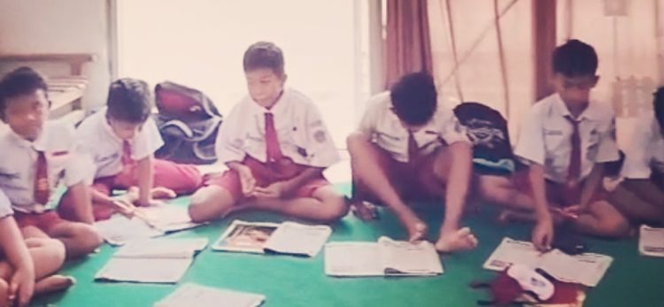 Belajar Menumpang di Balai Desa, SDN Mencon Pati Jadi Bukti