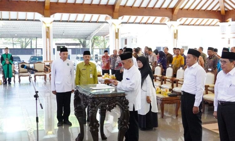 Hadapi Banjir dan Kemiskinan, Plt Bupati Ingatkan Baznas