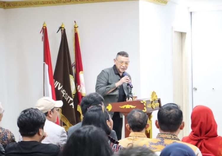 Tempur dan Ruang Digital, Dr. Yoga : Modern Iran, Israel dan AS