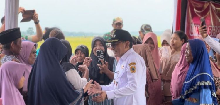 Diserbu Warga! Pasar Murah TMMD Pati Bikin Sembako Ludes
