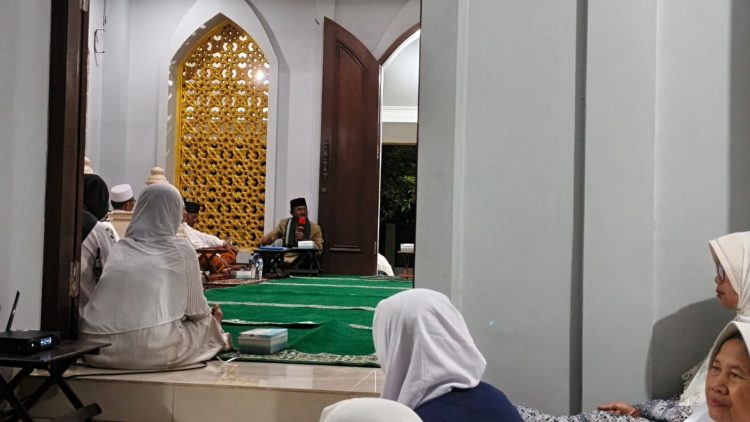 Tak Hanya Pengajian, Jam’iyyah Yasin Fadhilah Kudus Aktif Santuni Yatim dan Program Sosial