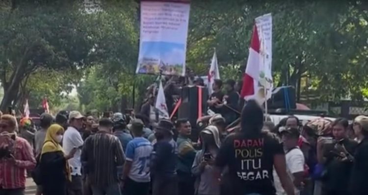 Hoaks Provokasi Demo Pati Terungkap, TNI – Polri Amankan Inisial B