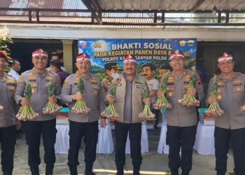 Bukan Sekadar Panen, Ada Pesan Kepemimpinan Kombes Pol. Wahyu Nugroho di Tengah Petani