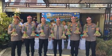 Bukan Sekadar Panen, Ada Pesan Kepemimpinan Kombes Pol. Wahyu Nugroho di Tengah Petani